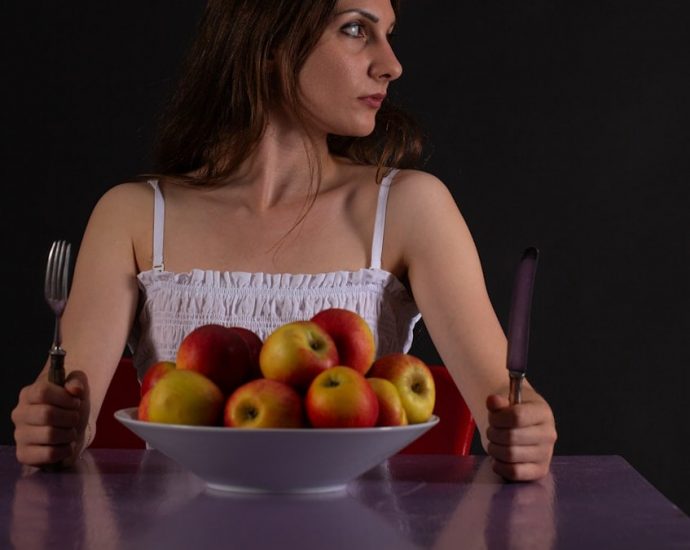 an apple a day keeps the doctor away - and more apple .....